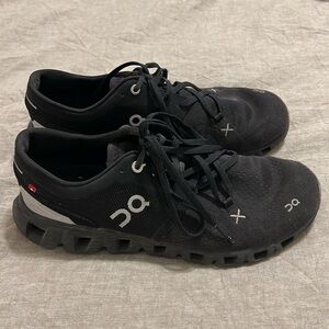 On Cloud X Running Shoes